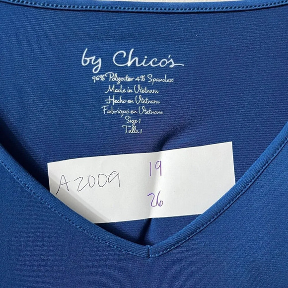 Chico's Baroque Blue V Neck Tunic Top Medium Blouse w/Side Slit Shirt - Picture 2 of 6